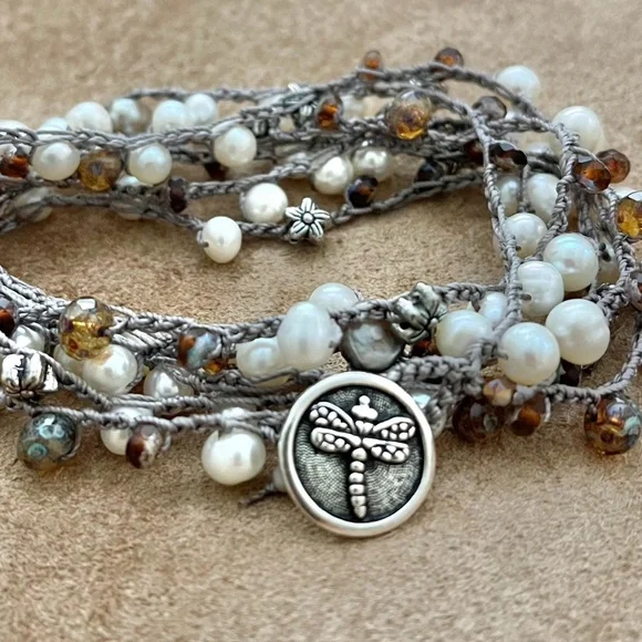 ARTISAN Necklace “Pearly Latte” on Mocha Beige Long Crocheted Wrap - Picture 2 of 12